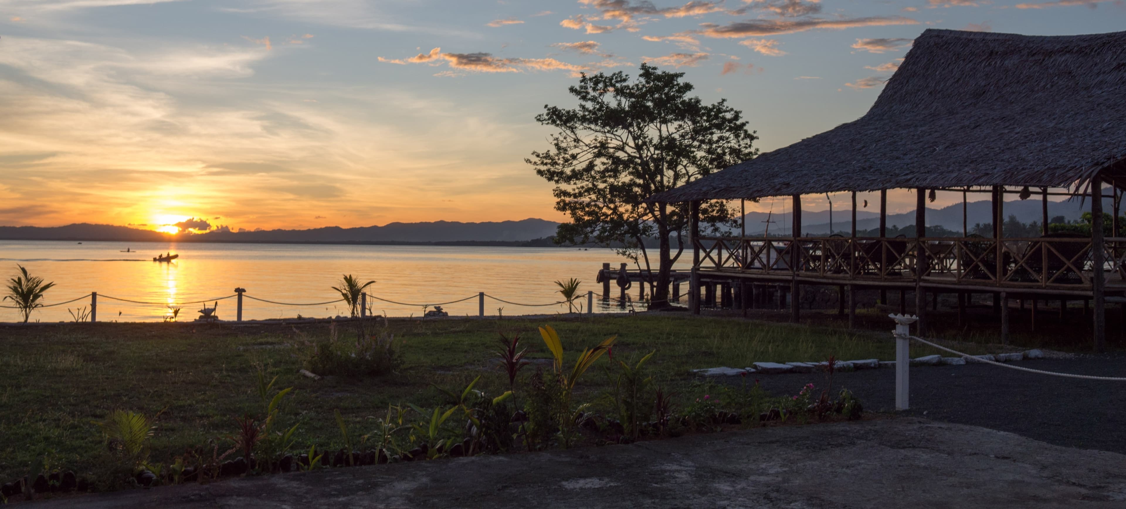 Alotau Waterfront Lodge