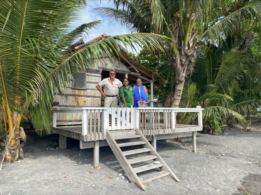 B17 Dive and Beach Bungalows