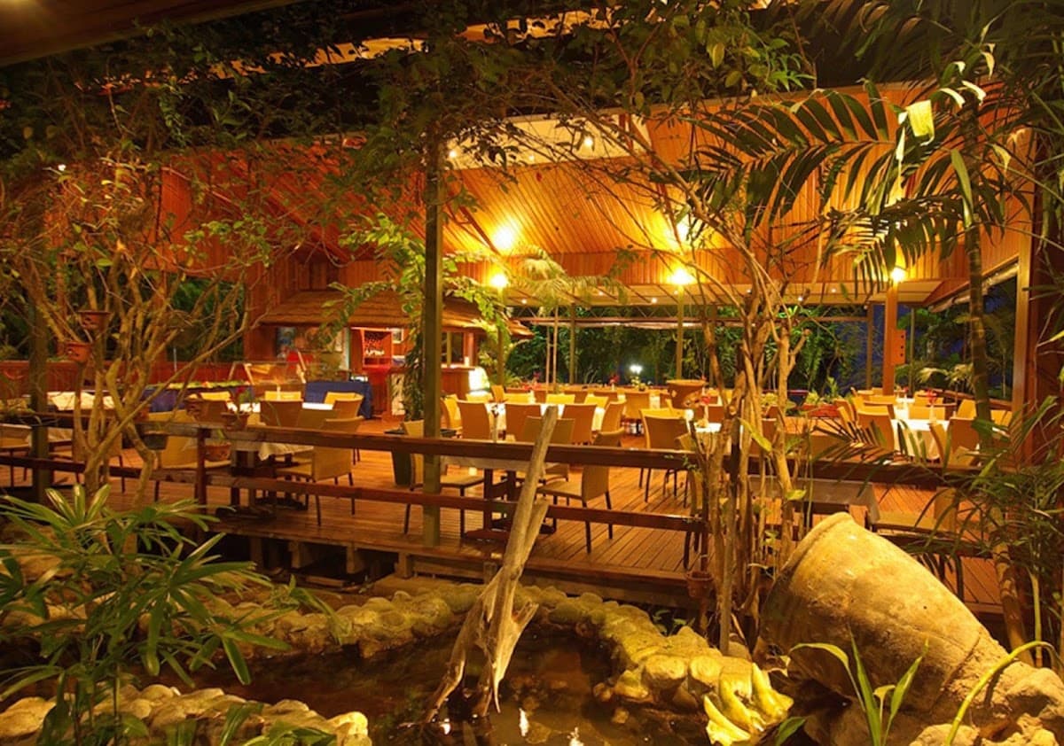 Liamo Reef Resort Package