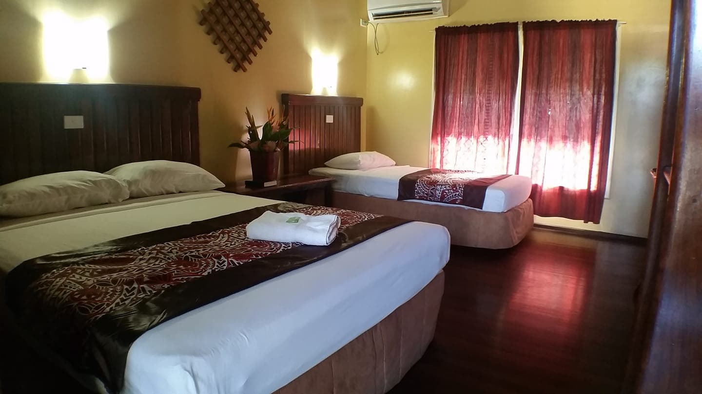 Sandaun Surf Hotel